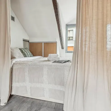 Διαμέρισμα Place Des Vosges & Le Marais - Cityapartmentstay Παρίσι